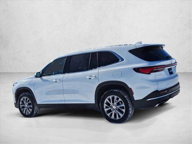 Used 2025 Buick Enclave Preferred image 8