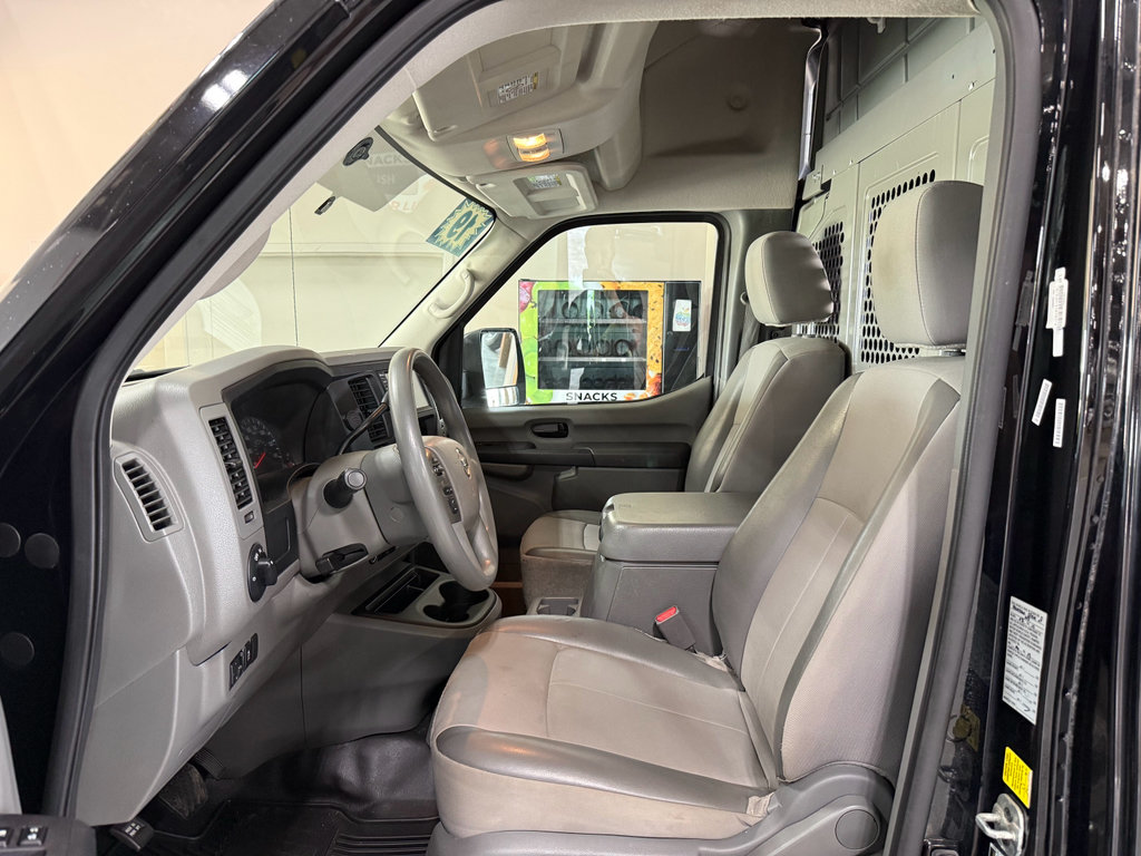 Used 2019 Nissan NV 2500 SV RWD image 8