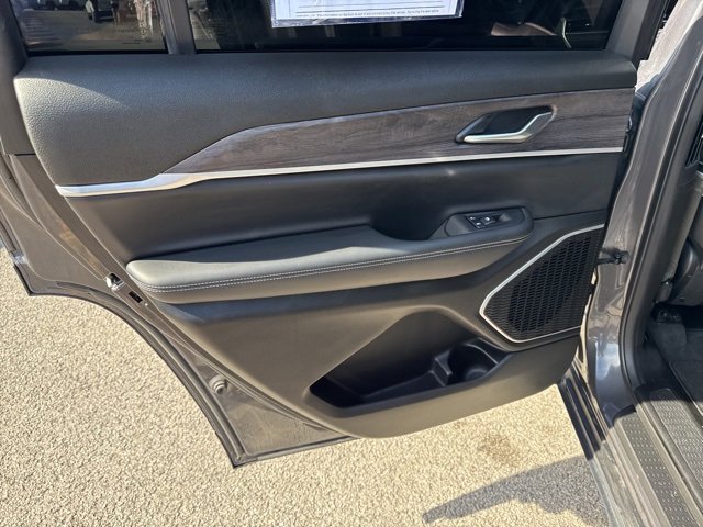 Used 2022 Jeep Grand Cherokee L Limited image 20