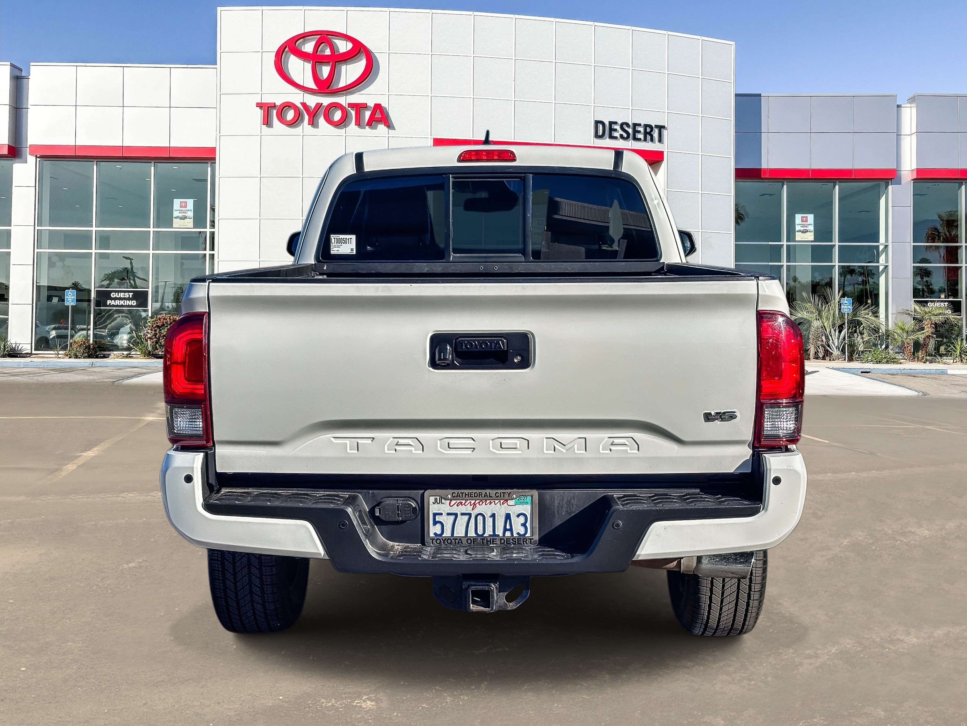 Used 2020 Toyota Tacoma SR5 RWD image 6