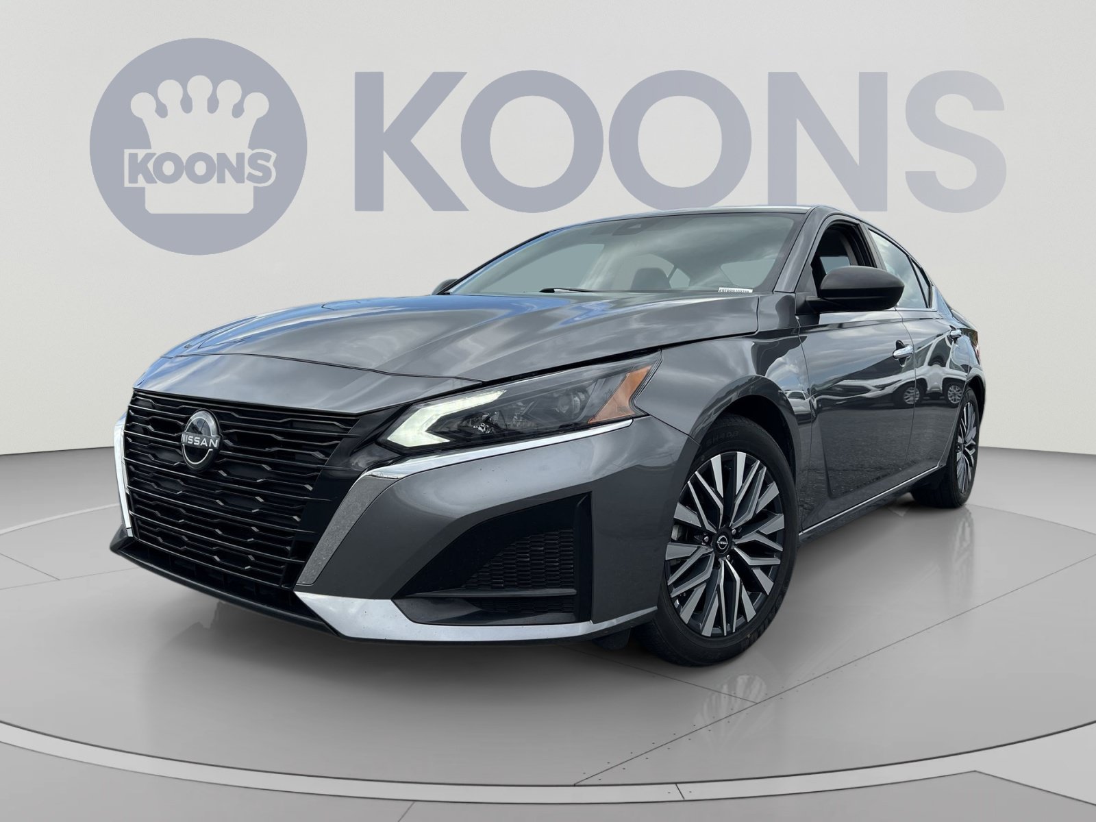Used 2024 Nissan Altima 2.5 SV