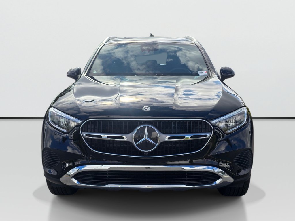 Used 2026 Mercedes-Benz GLC 300 4MATIC image 9