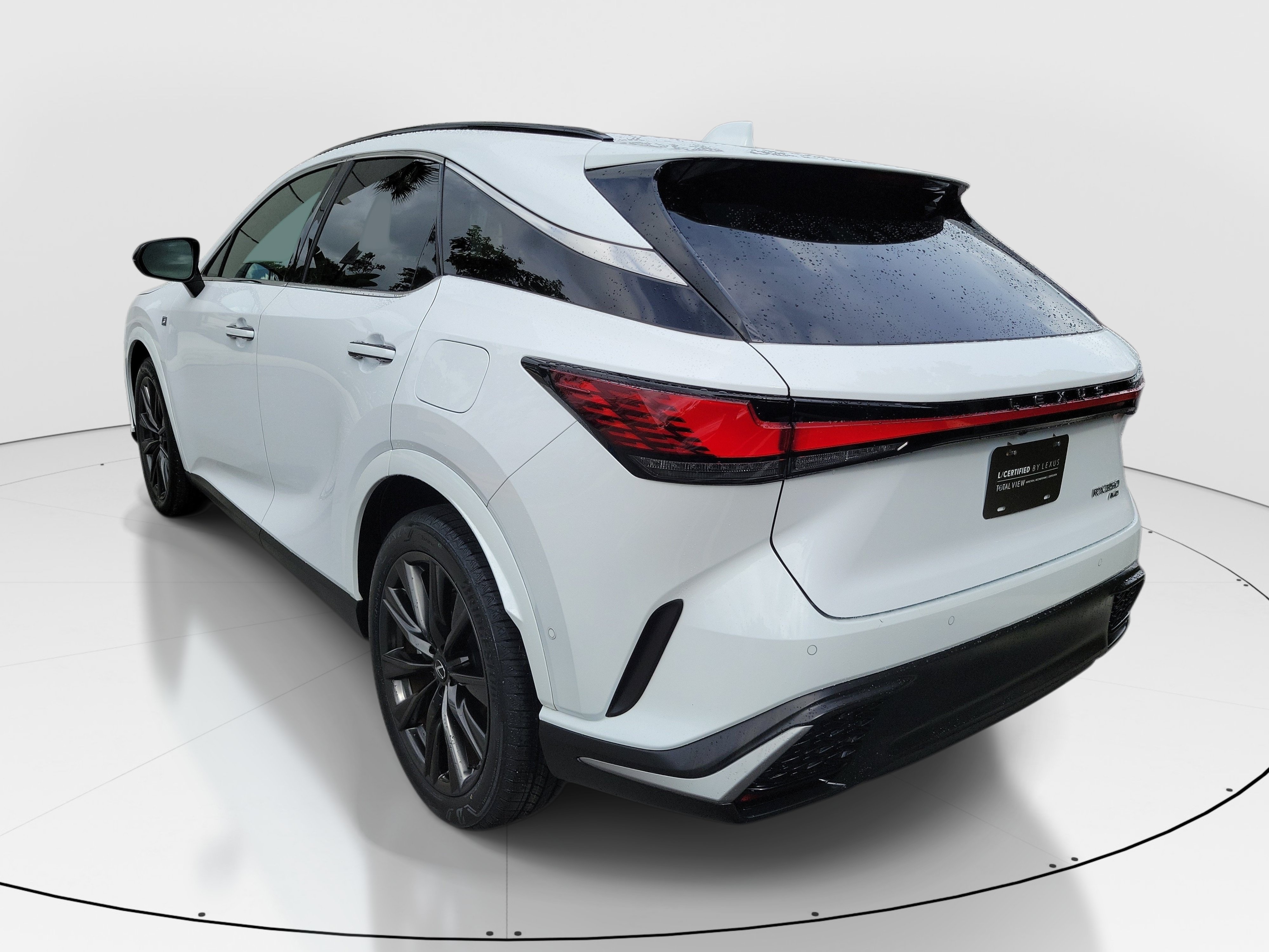 Used 2024 Lexus RX 350 F Sport w/ Convenience Package AWD/4WD image 4