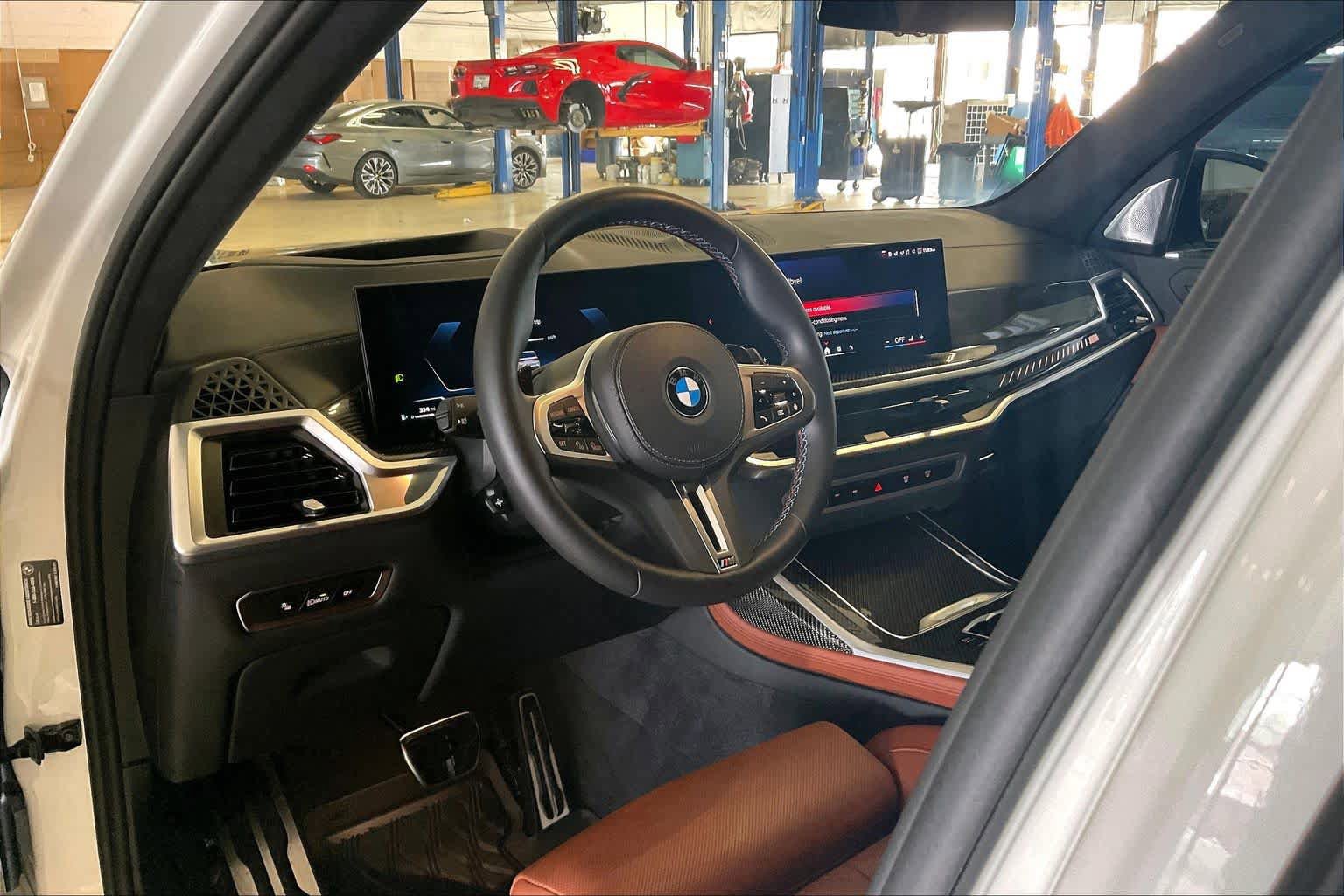 Certified 2026 BMW X7 M60i AWD/4WD image 16
