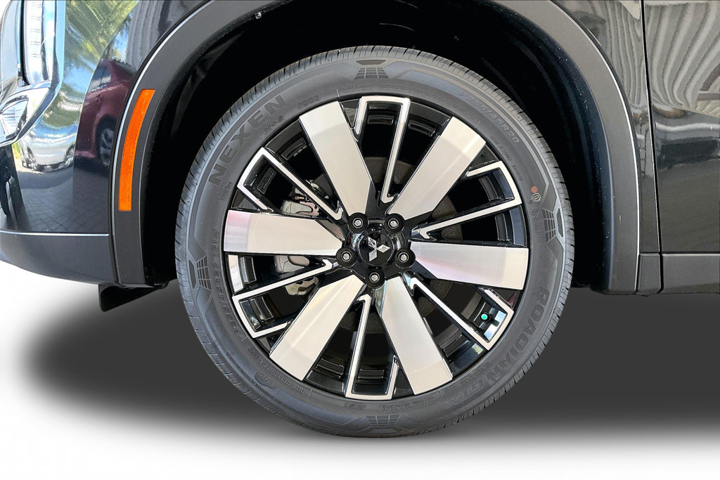 New 2026 Mitsubishi Outlander SE FWD image 12