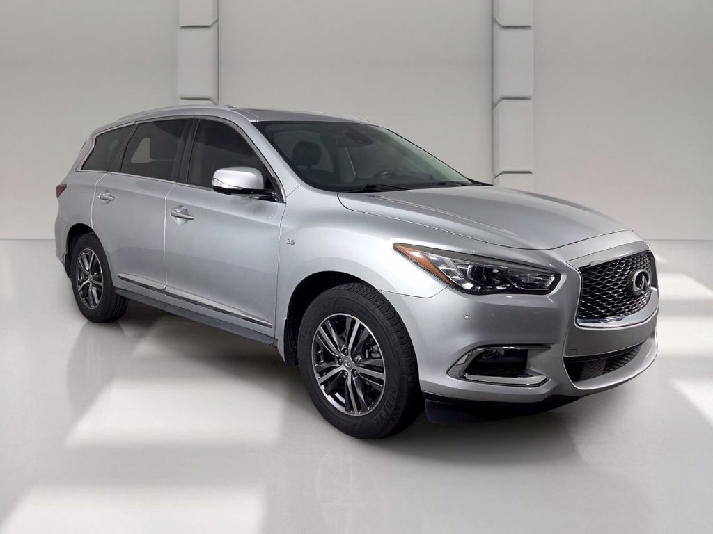 Used 2019 INFINITI QX60 Luxe w/ Essential Package FWD image 2