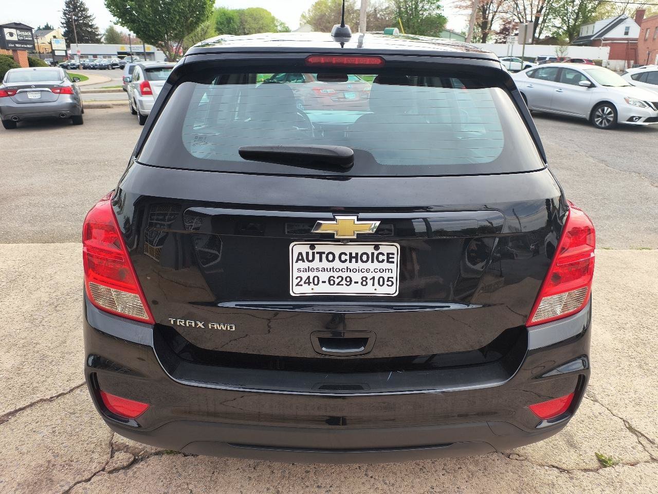 Used 2020 Chevrolet Trax LS AWD/4WD image 13