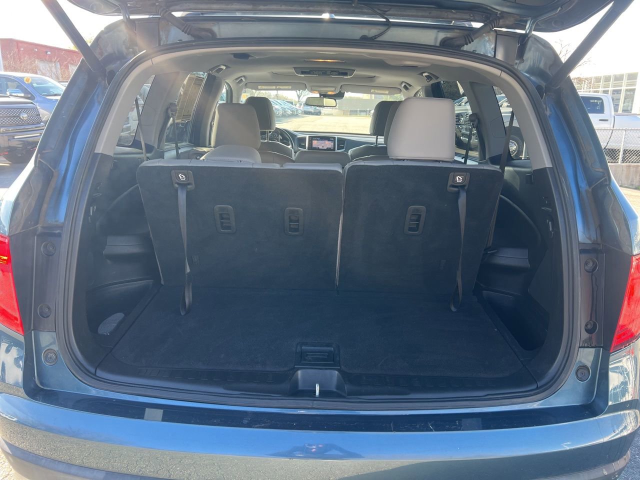 Used 2017 Honda Pilot Touring image 15