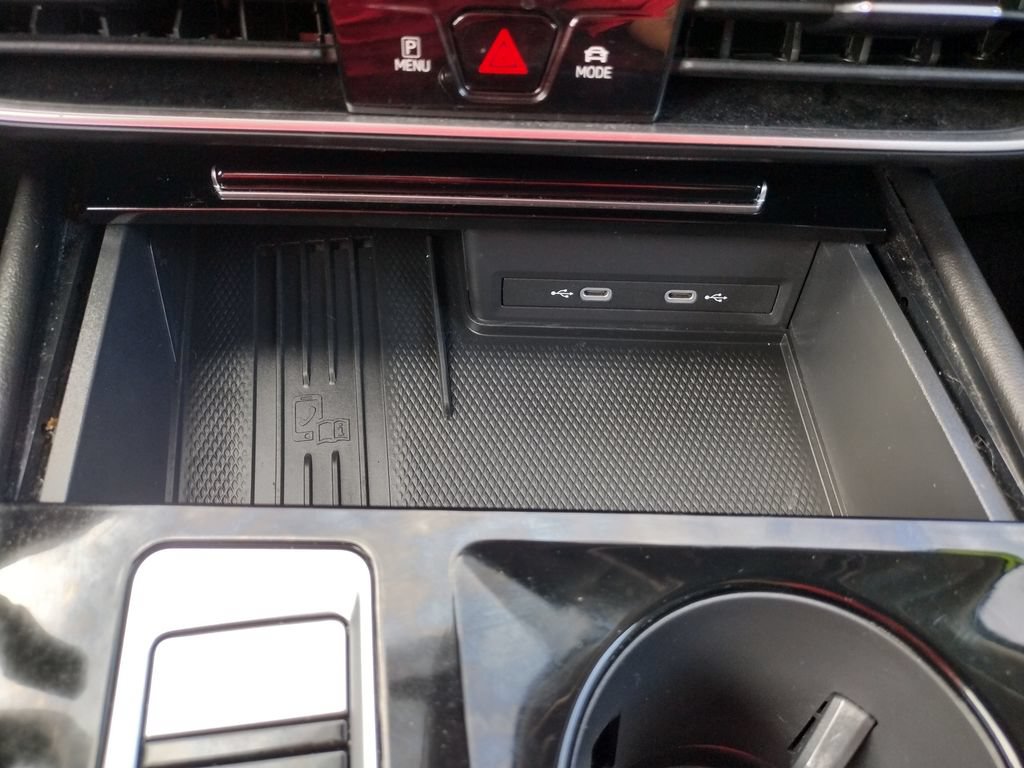 Used 2025 Volkswagen Atlas SE FWD image 26