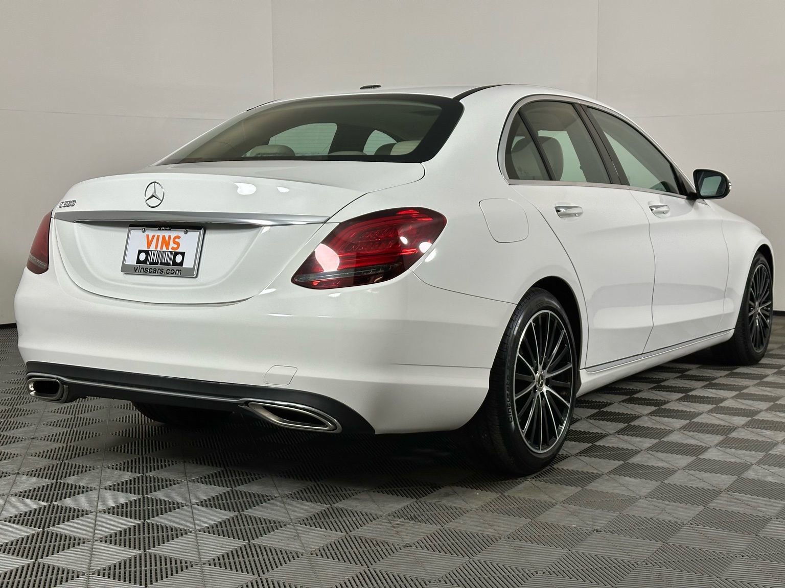 Used 2021 Mercedes-Benz C 300 Sedan w/ Premium Package image 4