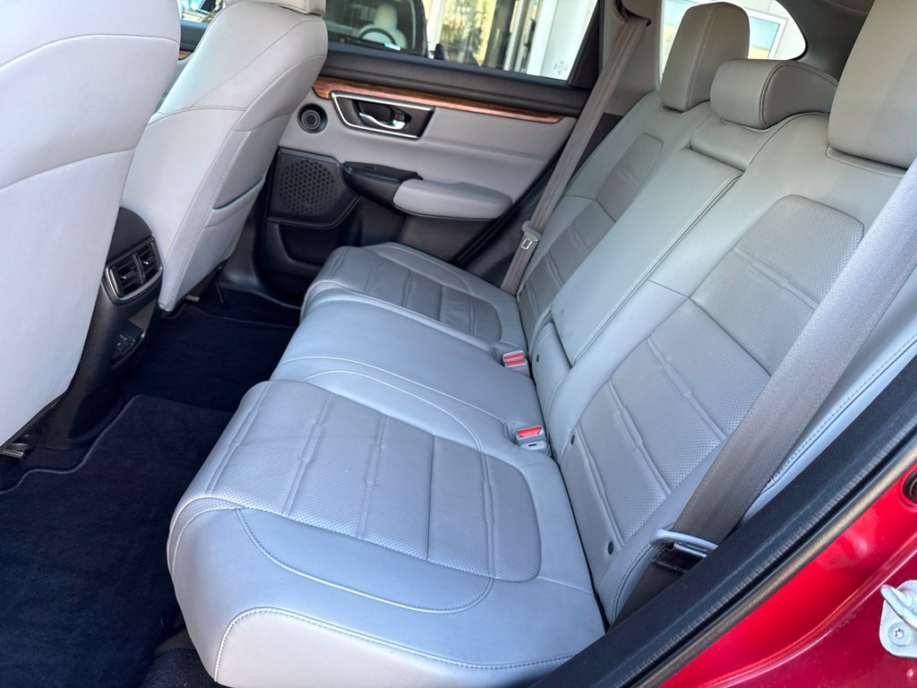 Used 2022 Honda CR-V Touring image 18