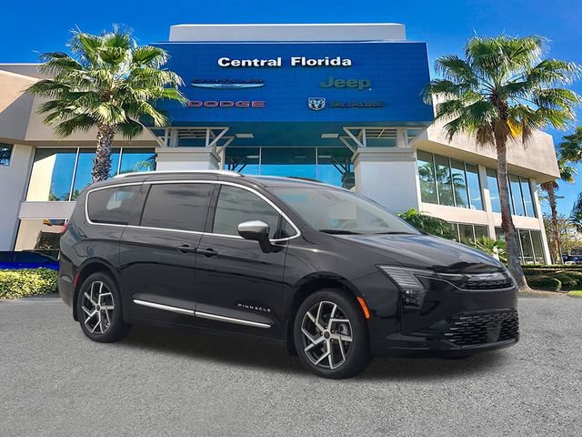 New 2027 Chrysler Pacifica Pinnacle w/ Theater Group AWD/4WD image 2