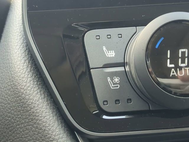 Certified 2024 Toyota Grand Highlander Platinum AWD/4WD image 23