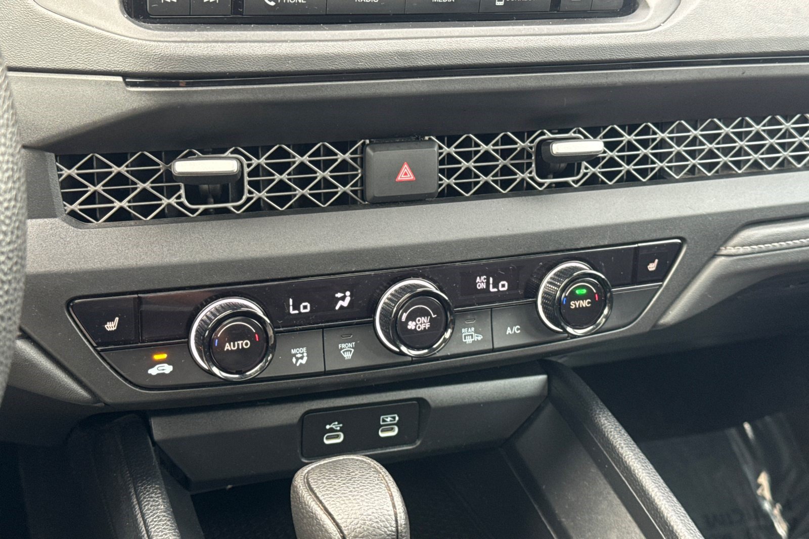 Used 2025 Honda Accord SE image 19