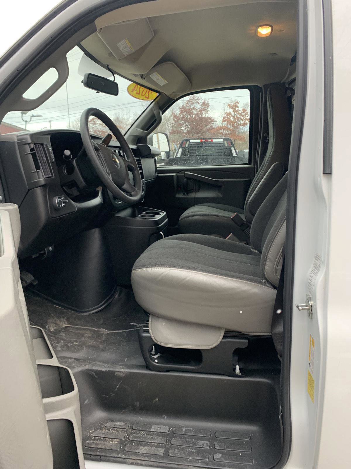 Used 2024 Chevrolet Express 2500 w/ Driver Convenience Package image 11