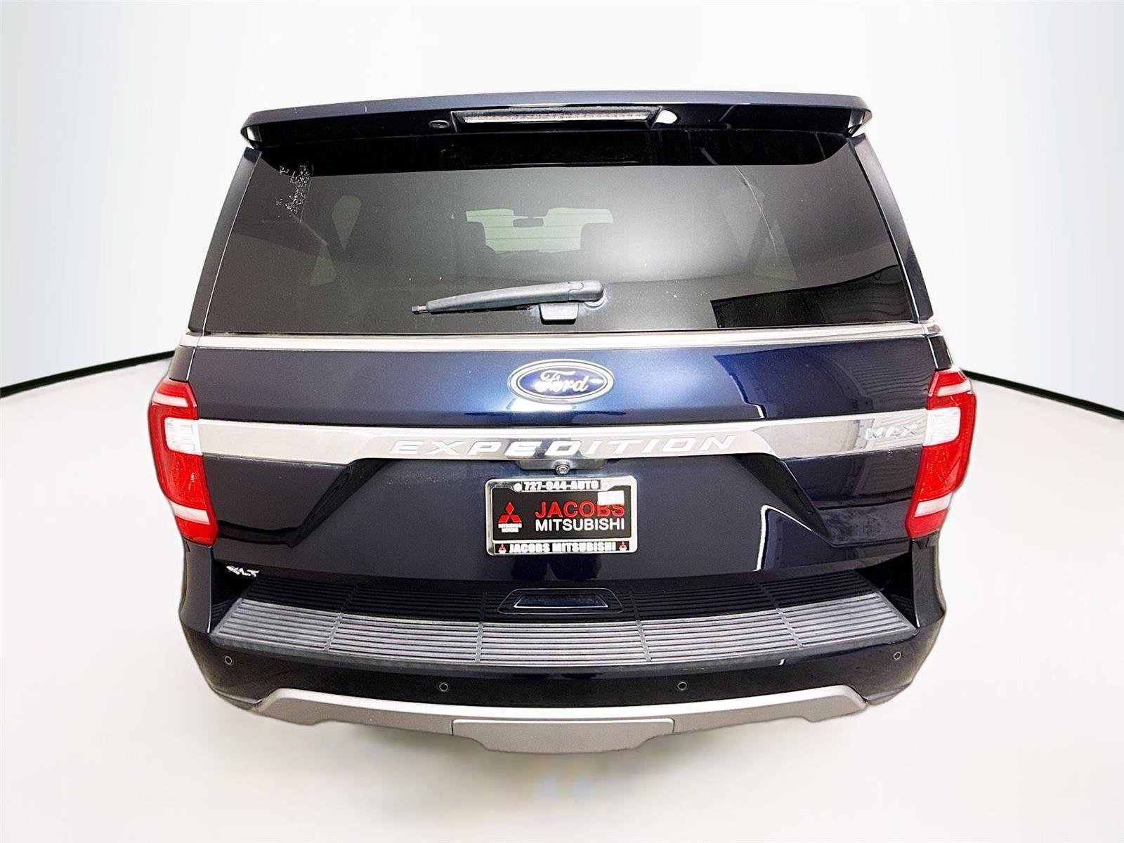 Used 2021 Ford Expedition Max XLT image 8
