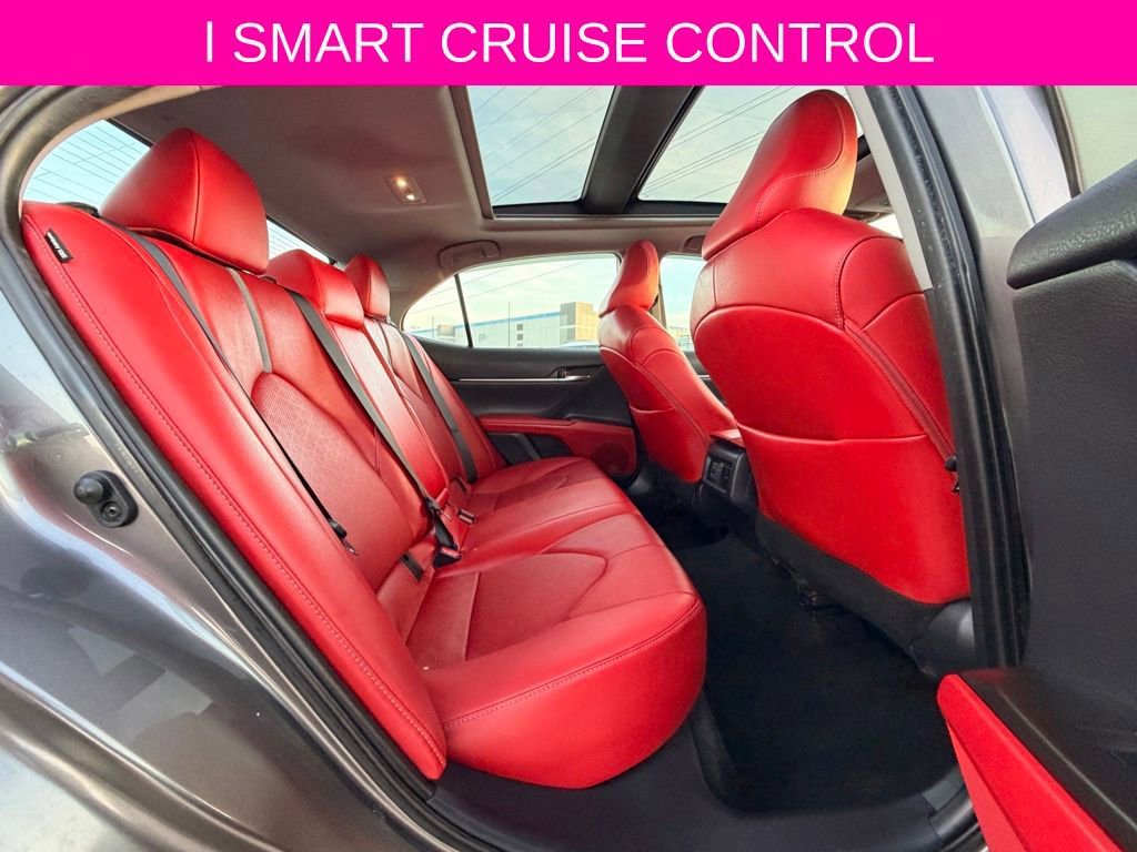 Used 2021 Toyota Camry XSE image 18