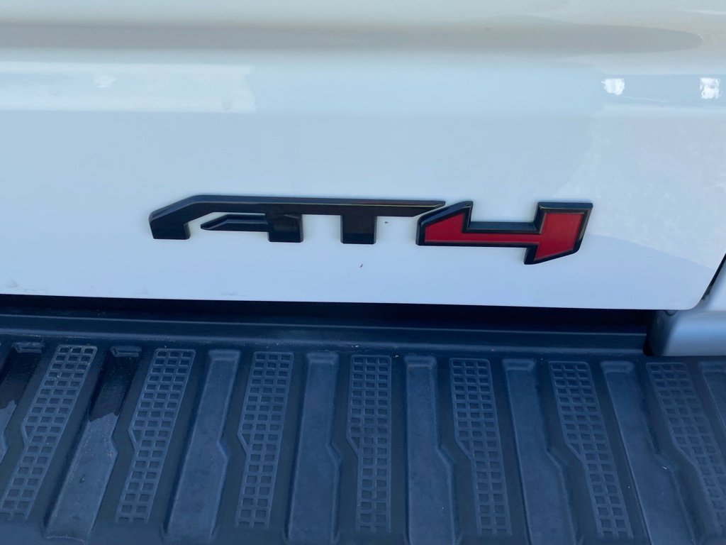 Used 2021 GMC Sierra 1500 AT4 w/ AT4 Premium Package image 11