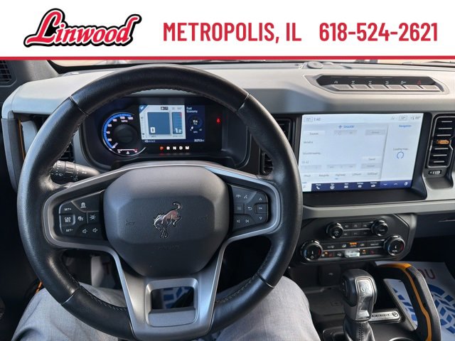 Used 2022 Ford Bronco Badlands image 2