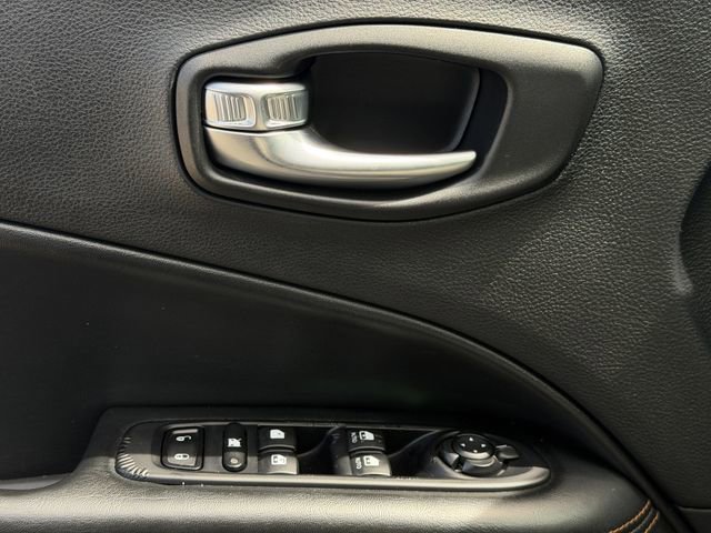 Used 2020 Jeep Compass Limited image 24