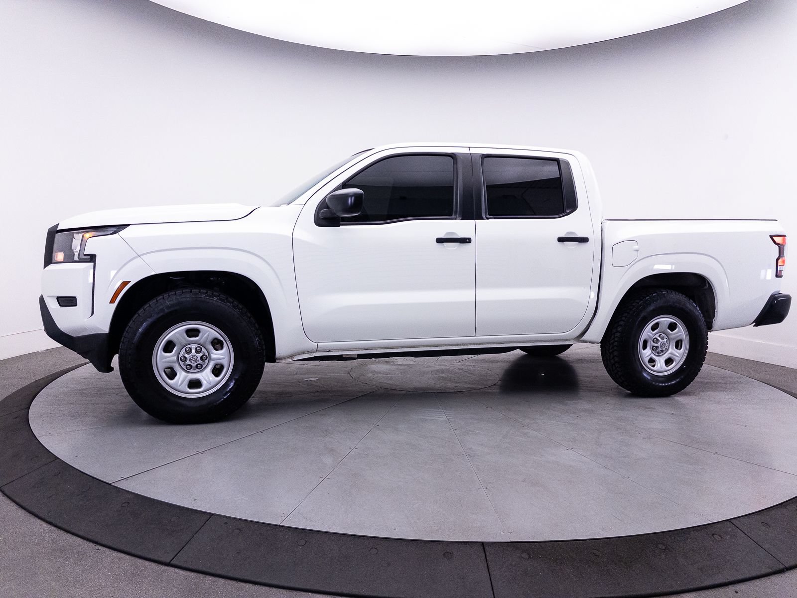 Used 2023 Nissan Frontier S AWD/4WD image 38
