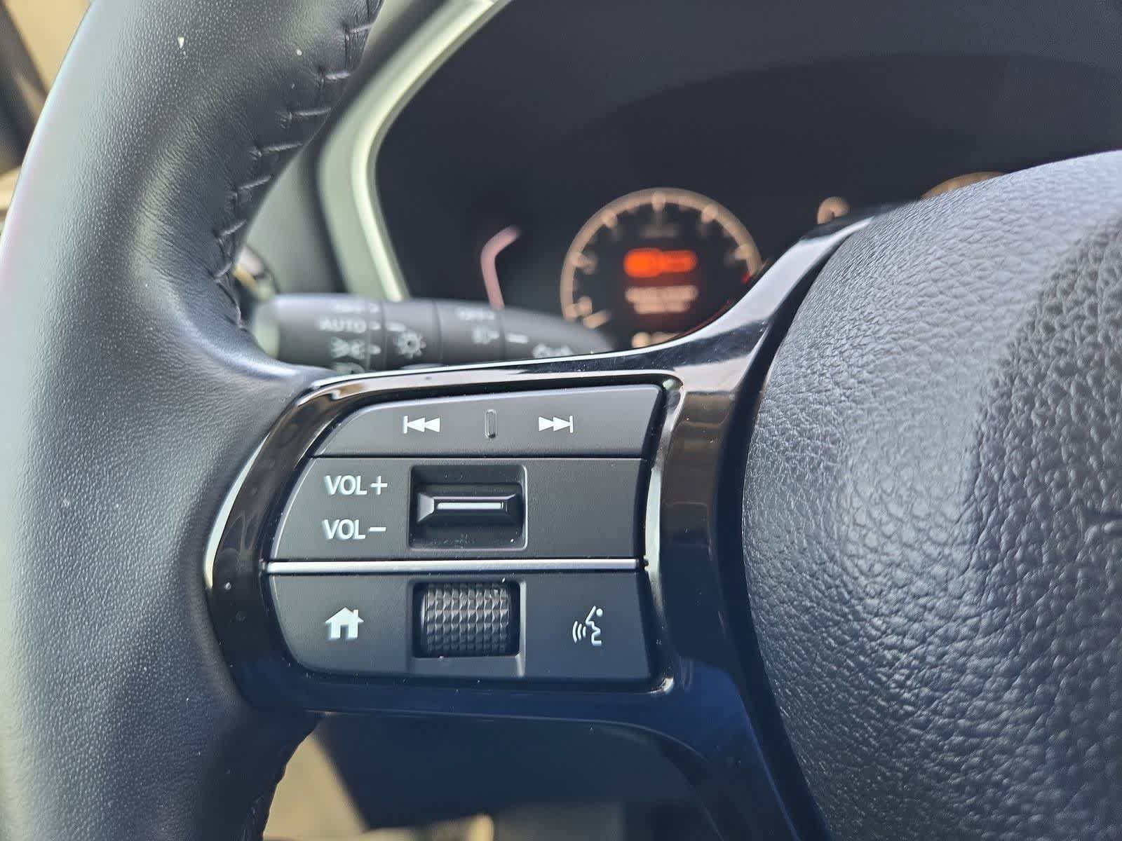 Used 2023 Honda Pilot Touring image 23