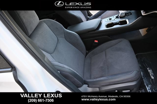 Certified 2025 Lexus RZ 300e w/ Accessory Package (Z1) FWD image 22