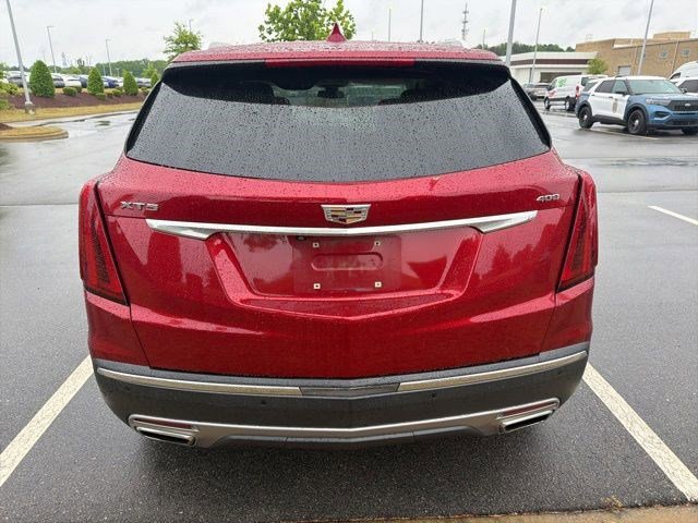 Used 2021 Cadillac XT5 Premium Luxury FWD image 4