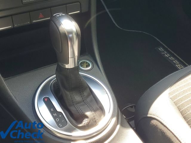 Used 2012 Volkswagen Beetle Turbo FWD image 20