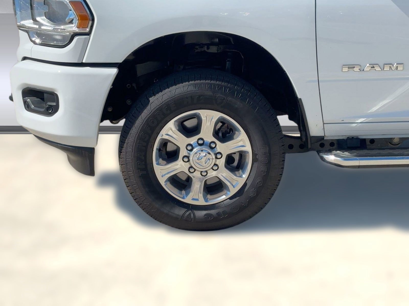 Used 2024 RAM 2500 Big Horn w/ Safety Group image 12