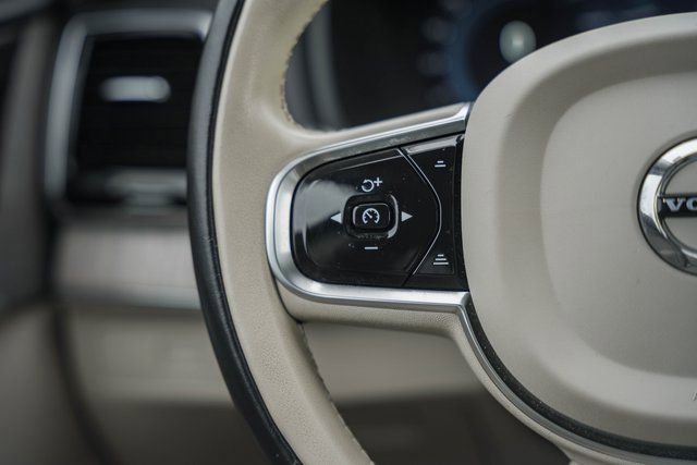 Certified 2023 Volvo XC90 B6 Ultimate w/ Protection Package Premier image 30