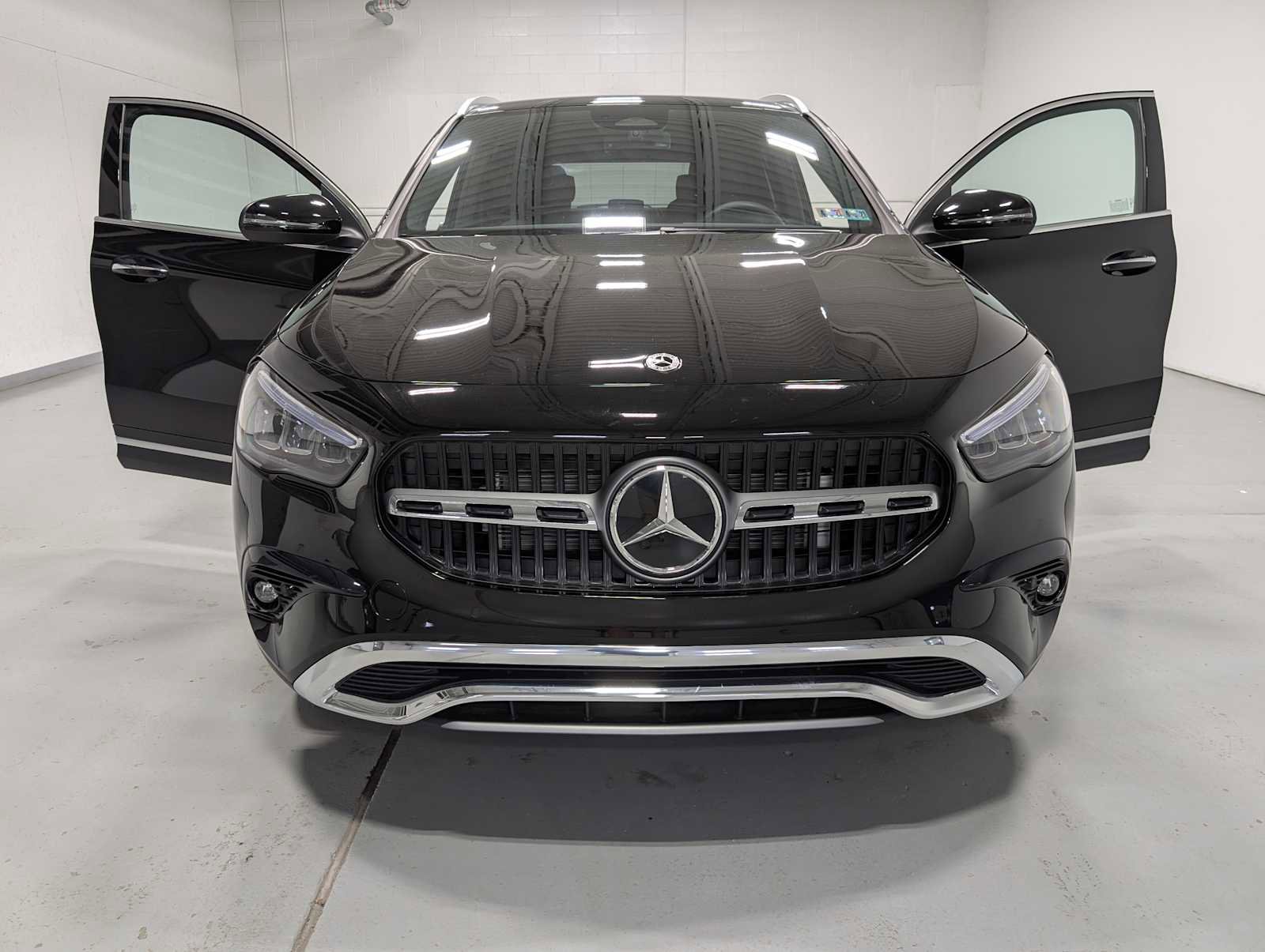 Certified 2025 Mercedes-Benz GLA 250 4MATIC image 15