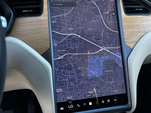 Used 2018 Tesla Model X 100D image 36