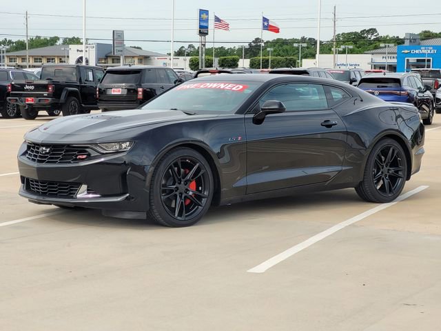 Used 2023 Chevrolet Camaro LT w/ RS Package RWD image 4