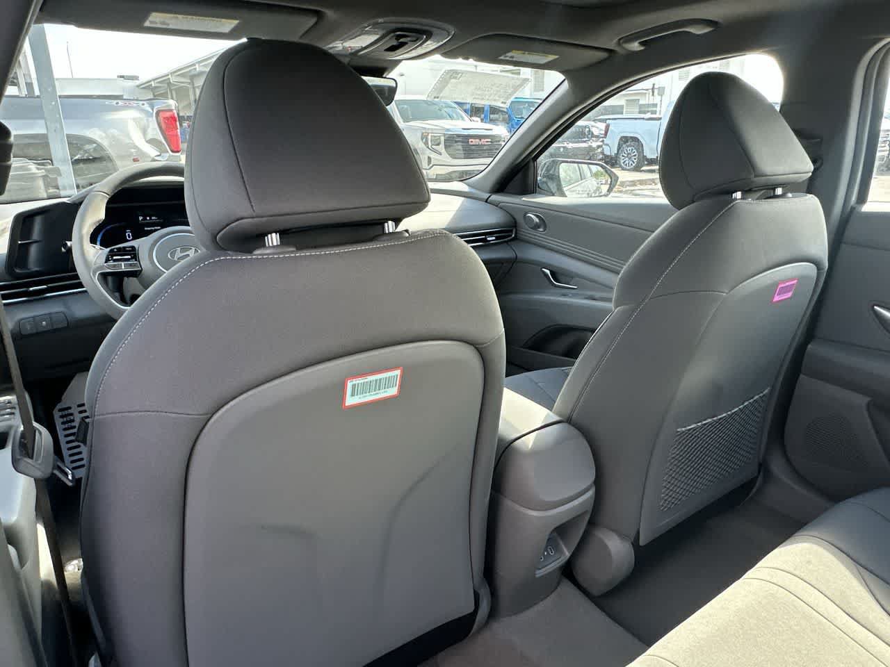 New 2026 Hyundai Elantra SEL Sport FWD image 23