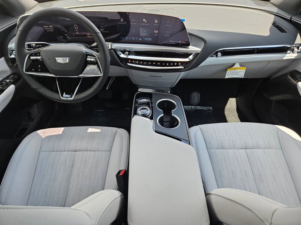 New 2025 Cadillac Lyriq Luxury w/ LPO, Floor Liner Package image 12