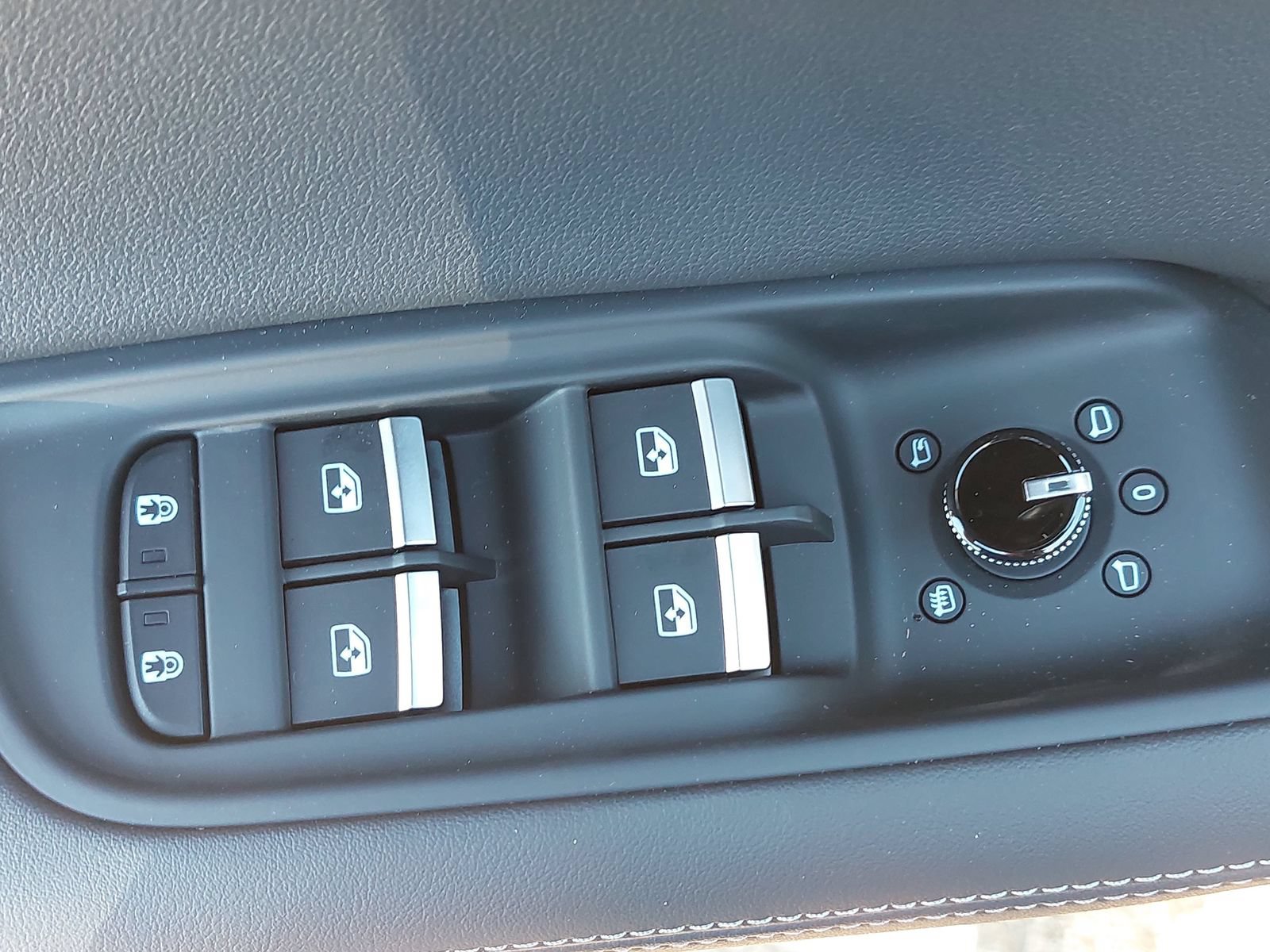 New 2027 Audi Q8 Premium Plus AWD/4WD image 31