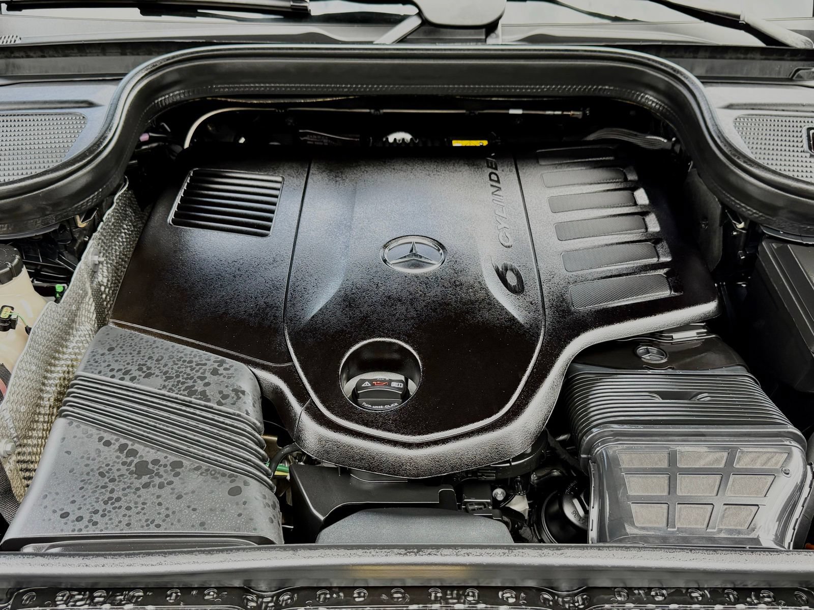 Used 2026 Mercedes-Benz GLS 450 4MATIC image 46