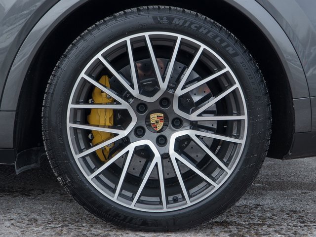 Certified 2020 Porsche Cayenne Turbo S image 13