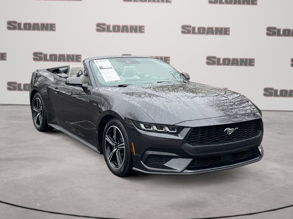 Used 2024 Ford Mustang Premium image 7