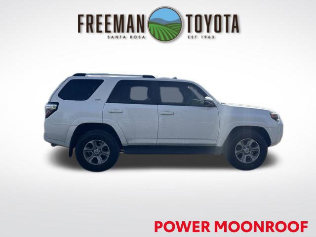Used 2022 Toyota 4Runner SR5 Premium w/ Moonroof Package RWD image 4