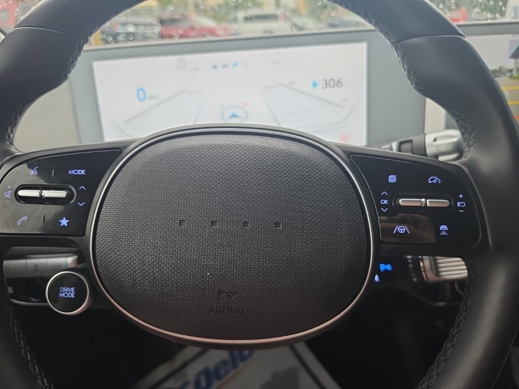 Used 2024 Hyundai Ioniq 5 SEL AWD/4WD image 25