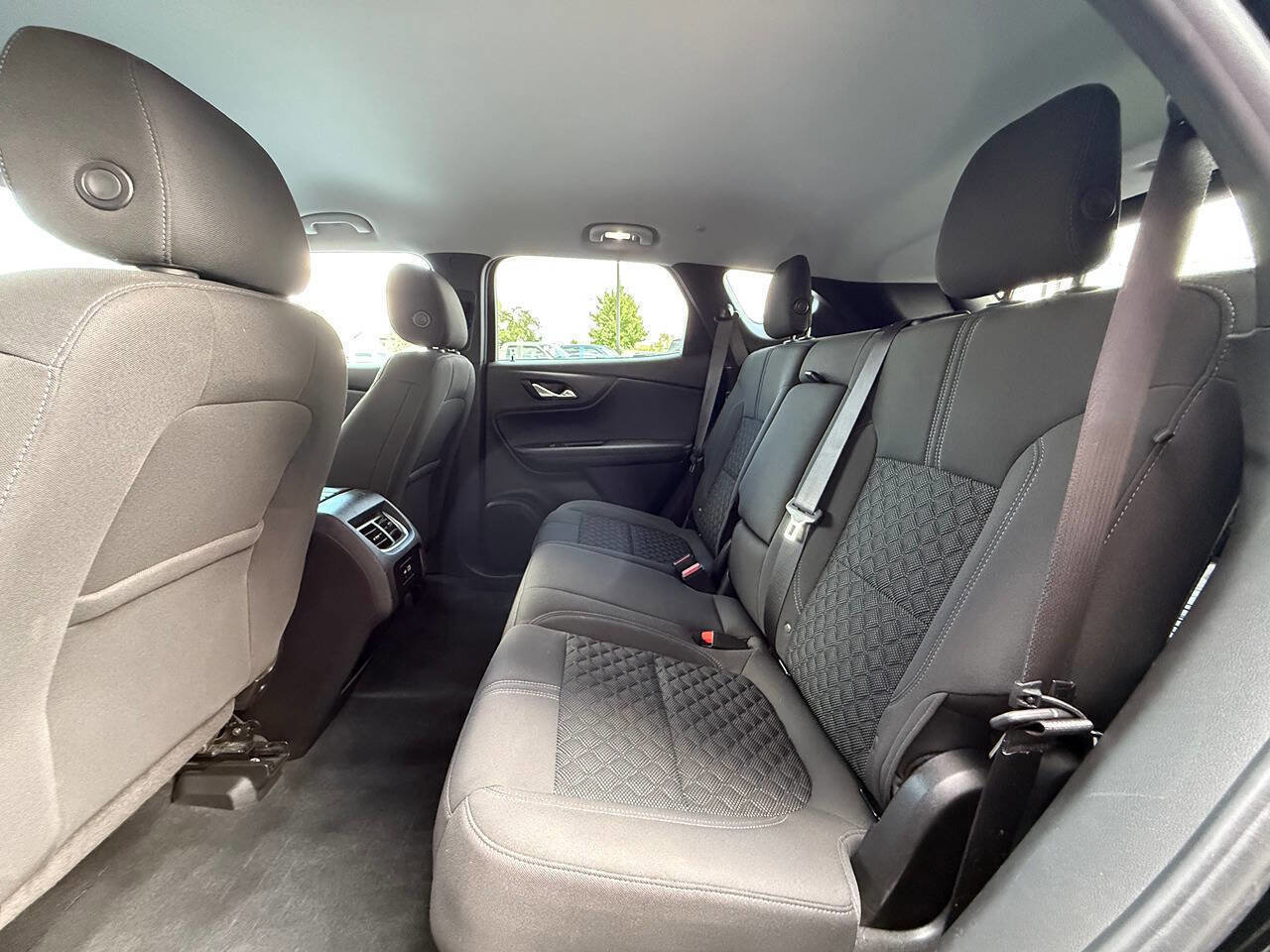 Used 2019 Chevrolet Blazer LT image 17