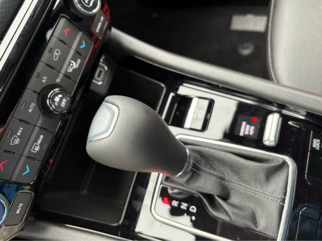 New 2026 Jeep Compass Limited AWD/4WD image 17