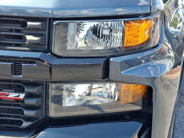 Used 2019 Chevrolet Silverado 1500 Custom Trail Boss w/ Custom Convenience Package AWD/4WD image 12