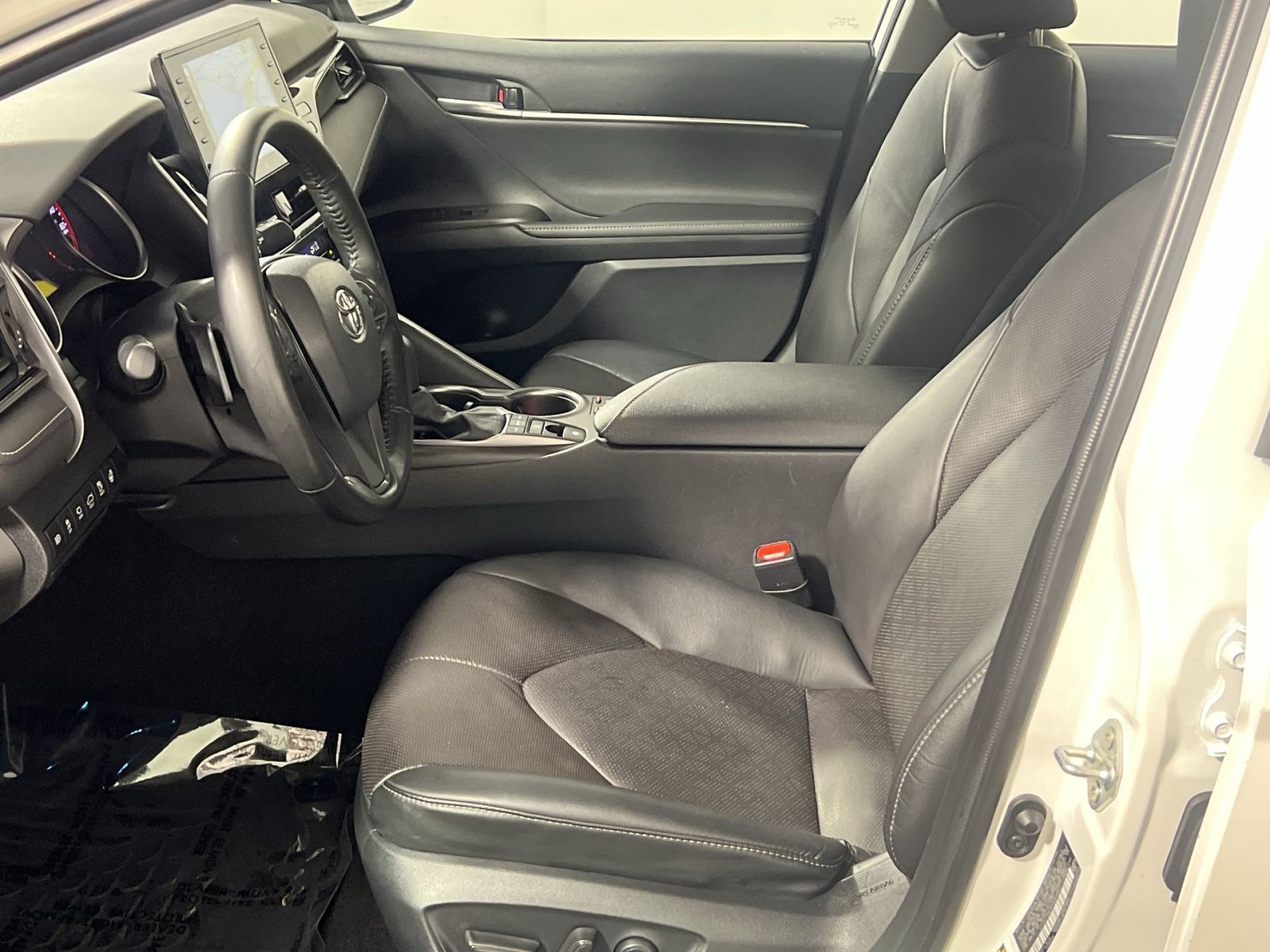 Used 2023 Toyota Camry XSE w/ Navigation Package FWD image 14