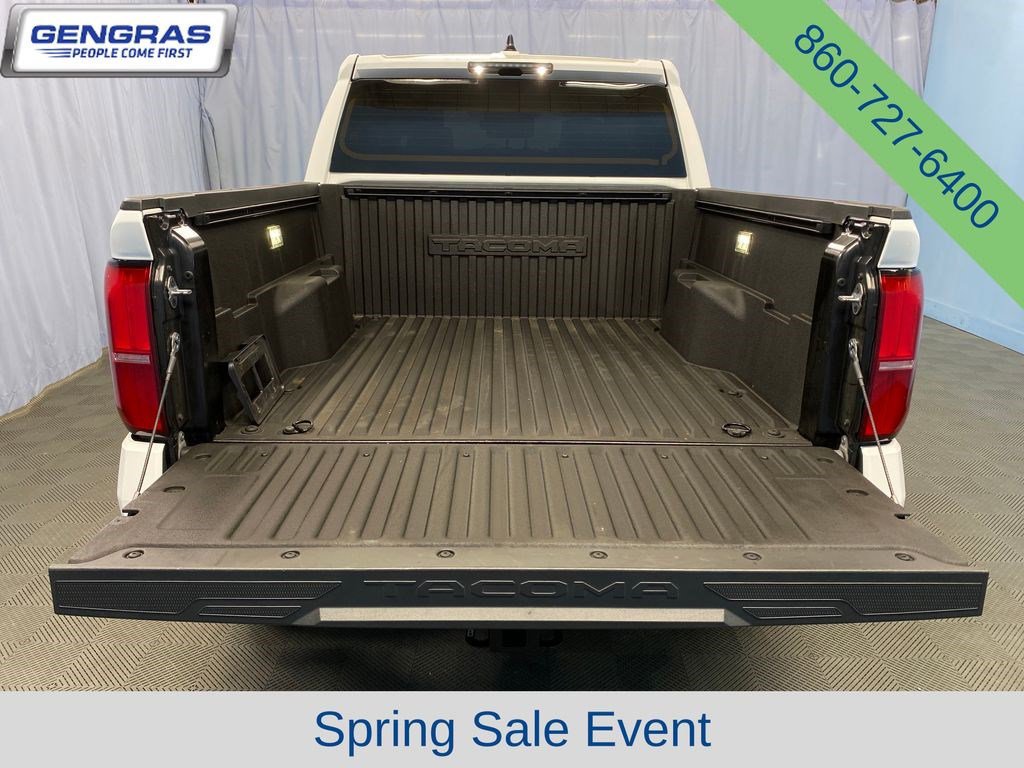 Used 2024 Toyota Tacoma TRD Off-Road AWD/4WD image 31