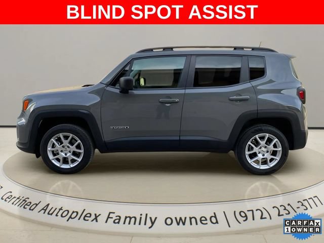 Used 2022 Jeep Renegade Latitude AWD/4WD image 2
