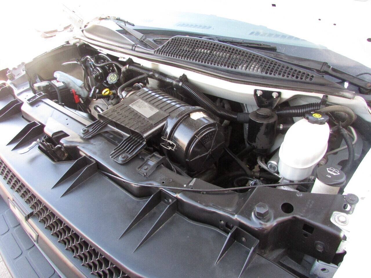 Used 2012 Chevrolet Express 1500 RWD image 28