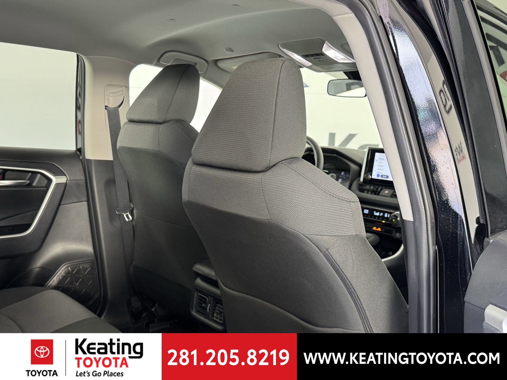 Certified 2025 Toyota RAV4 XLE FWD image 21